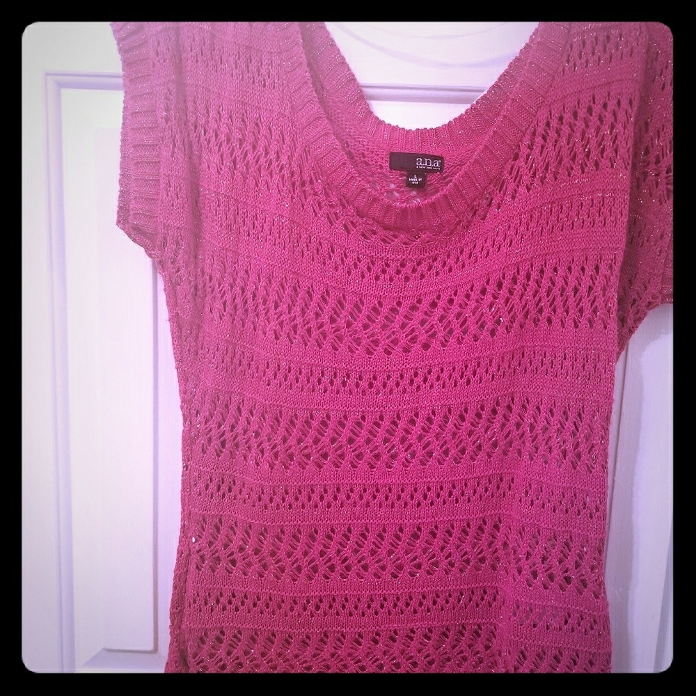 Pink lightweight short sleeve sweater